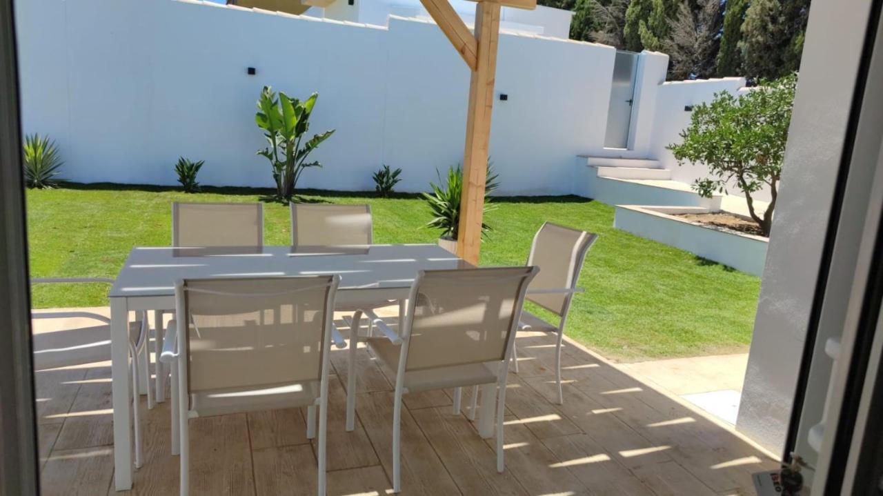 Palapa Garden Alojamientos, Piscina Privada Y Cerca Del Mar Chiclana de la Frontera Zewnętrze zdjęcie
